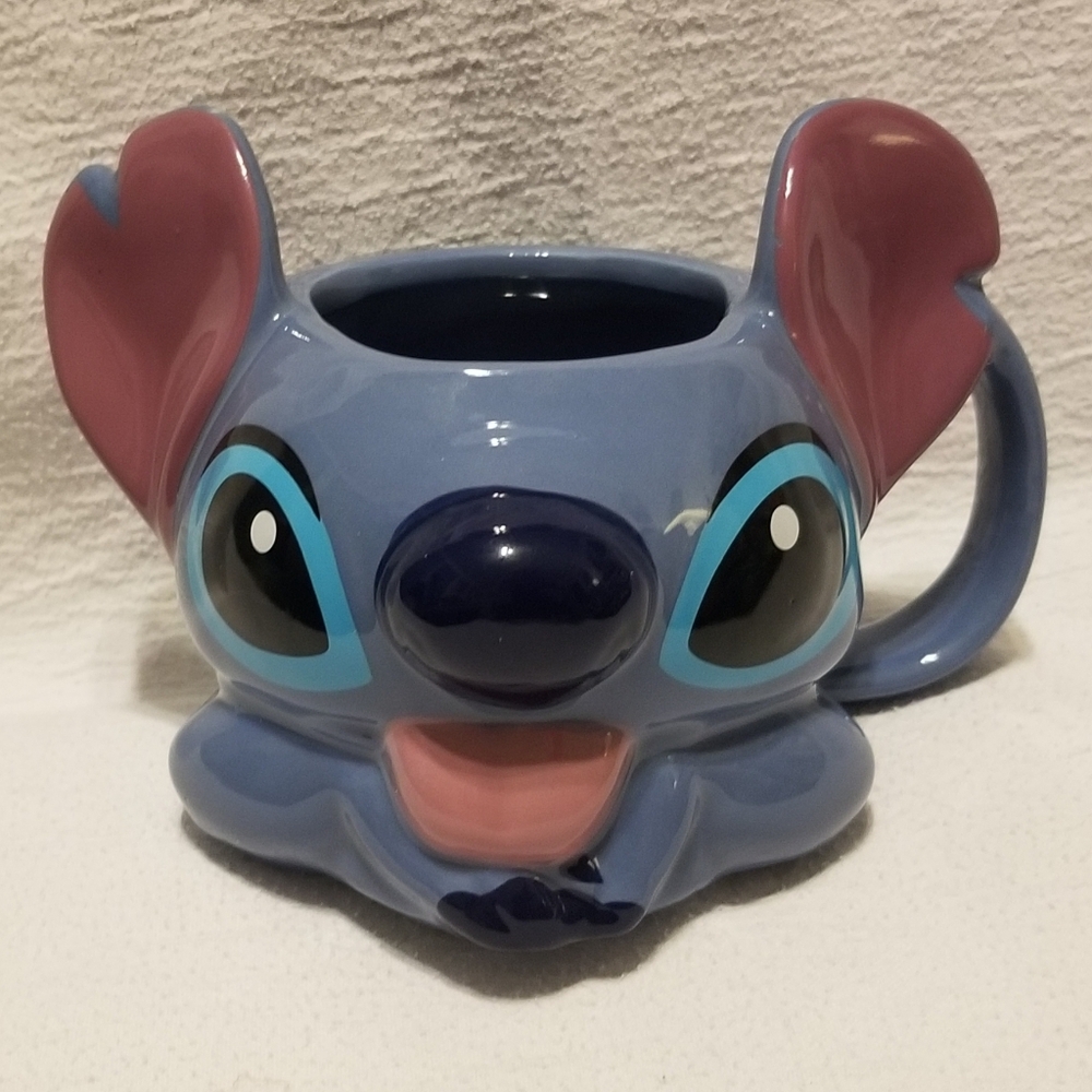 Adorable 😍 : Stitch sticking out tongue mug, NWT- but with flaw - Picture 2 of 5
